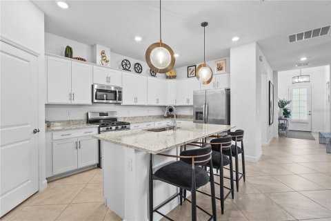 Casa en venta en Bradenton, Florida, 4 dormitorios, 187.29 m2 № 1522177 - foto 6