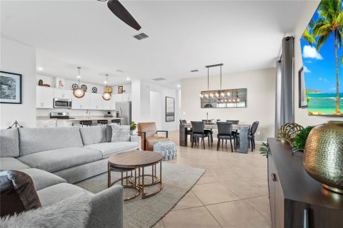Casa en venta en Bradenton, Florida, 4 dormitorios, 187.29 m2 № 1522177 - foto 15