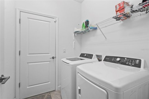 Casa en venta en Bradenton, Florida, 4 dormitorios, 187.29 m2 № 1522177 - foto 30
