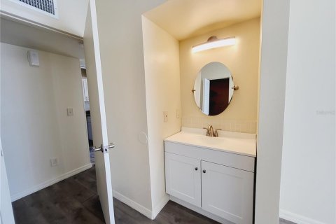 Condominio en venta en Orlando, Florida, 1 dormitorio, 69.86 m2 № 2165983 - foto 9