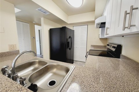 Condominio en venta en Orlando, Florida, 1 dormitorio, 69.86 m2 № 2165983 - foto 7