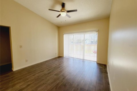 Condominio en venta en Orlando, Florida, 1 dormitorio, 69.86 m2 № 2165983 - foto 3