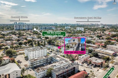 Commercial property in Miami, Florida 148.83 sq.m. № 1811680 - photo 3