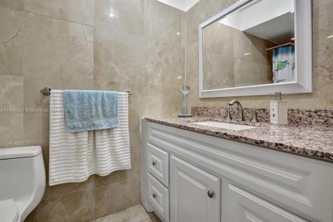 Condominio en venta en Hallandale Beach, Florida, 2 dormitorios, 101.45 m2 № 1964102 - foto 26