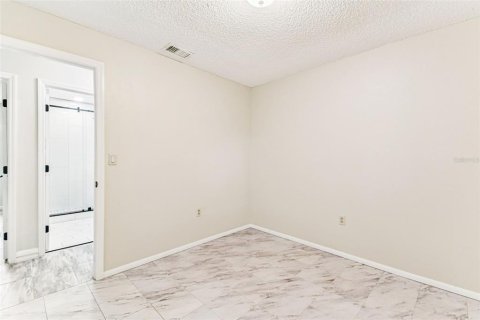 Casa en venta en Lakeland, Florida, 3 dormitorios, 93.92 m2 № 1918939 - foto 8