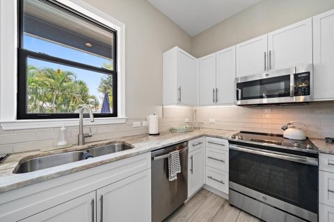 Casa en venta en Sarasota, Florida, 3 dormitorios, 193.24 m2 № 2232228 - foto 20