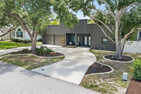 Casa en venta en Sarasota, Florida, 3 dormitorios, 193.24 m2 № 2232228 - foto 4