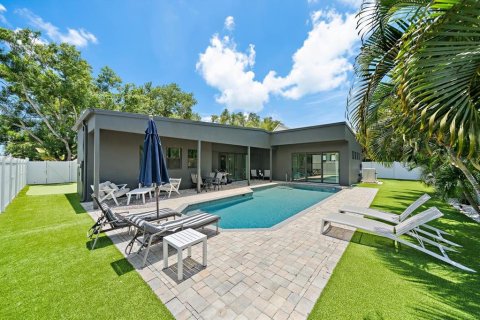 Casa en venta en Sarasota, Florida, 3 dormitorios, 193.24 m2 № 2232228 - foto 3