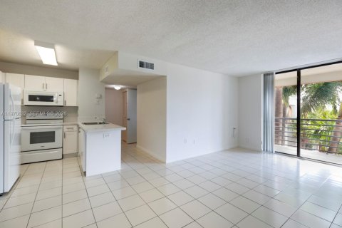 Apartment in Miami, Florida 2 bedrooms, 76.09 sq.m. № 2031330 - photo 3