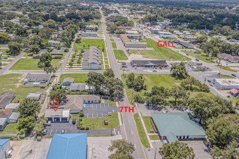 Immobilier commercial à vendre à Zephyrhills, Floride: 122.63 m2 № 1919291 - photo 27