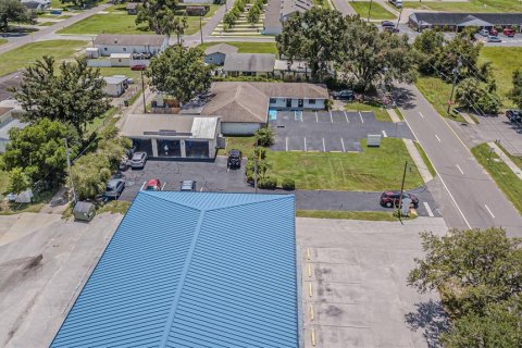 Immobilier commercial à vendre à Zephyrhills, Floride: 122.63 m2 № 1919291 - photo 16