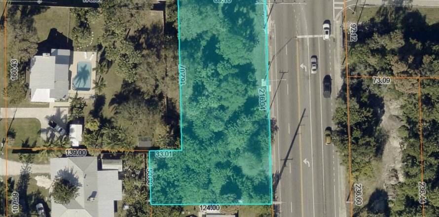 Propiedad comercial en St. Lucie, Florida № 2176745