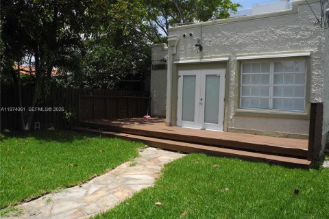 Снять в аренду виллу или дом в Майами, Флорида 2 спальни, 128.02м2, № 2033635 - фото 18