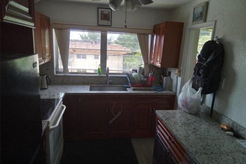 Condo in Fort Lauderdale, Florida, 2 bedrooms № 2154178 - photo 18