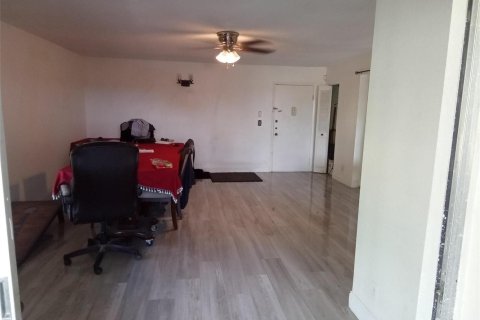 Condo in Fort Lauderdale, Florida, 2 bedrooms № 2154178 - photo 13