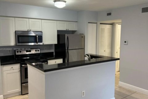 Condo in West Palm Beach, Florida, 1 bedroom  № 2088370 - photo 8