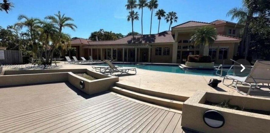 Condo in West Palm Beach, Florida, 1 bedroom  № 2088370