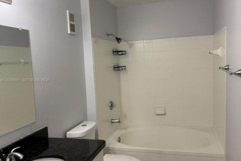 Condo in West Palm Beach, Florida, 1 bedroom  № 2088370 - photo 11