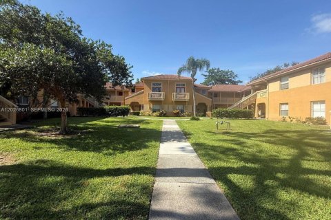 Condo in West Palm Beach, Florida, 1 bedroom  № 2088370 - photo 12