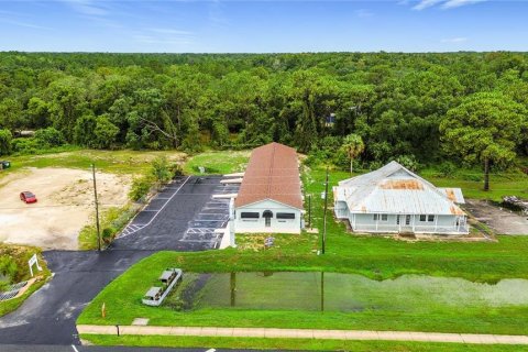 Propiedad comercial en venta en Homosassa, Florida, 422.15 m2 № 2321385 - foto 7