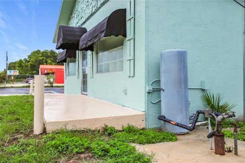 Propiedad comercial en venta en Homosassa, Florida, 422.15 m2 № 2321385 - foto 28