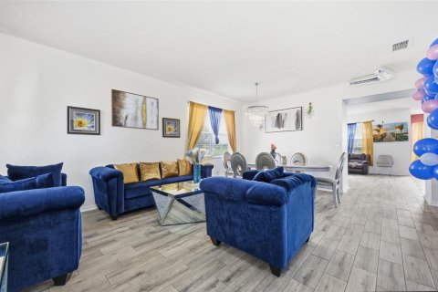 Купить виллу или дом в Орландо, Флорида 9 комнат, 187.11м2, № 2220100 - фото 11