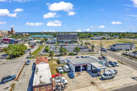 Immobilier commercial à Punta Gorda, Floride 126.35 m2 № 2094601