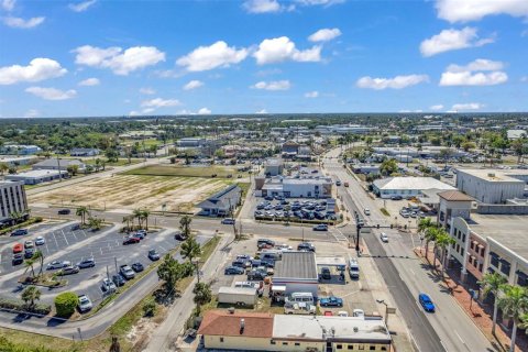 Immobilier commercial à vendre à Punta Gorda, Floride: 126.35 m2 № 2094601 - photo 6