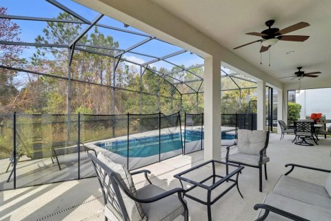 House in Kissimmee, Florida 6 bedrooms, 266.82 sq.m. № 1608132 - photo 11