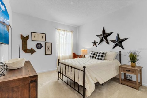 House in Kissimmee, Florida 6 bedrooms, 266.82 sq.m. № 1608132 - photo 13