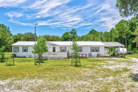 House in Georgetown, Florida 4 bedrooms, 211.82 sq.m. № 853452 - photo 1