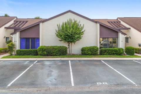Condo in Orange City, Florida, 2 bedrooms  № 1761487 - photo 7