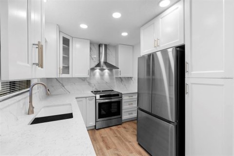 Condo in Orange City, Florida, 2 bedrooms  № 1761487 - photo 24