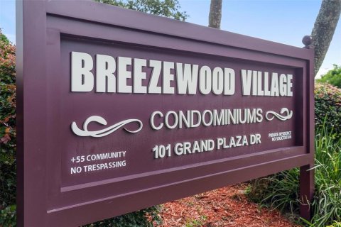 Condo in Orange City, Florida, 2 bedrooms  № 1761487 - photo 2
