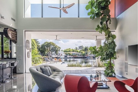 Casa en venta en Wilton Manors, Florida, 3 dormitorios, 246.19 m2 № 2042816 - foto 9