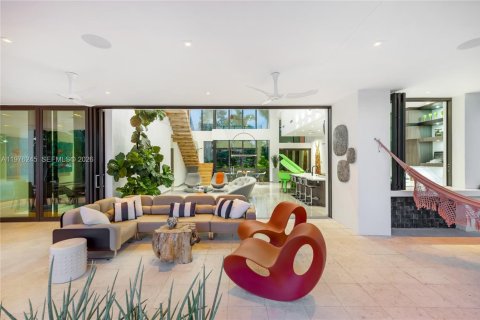 Casa en venta en Wilton Manors, Florida, 3 dormitorios, 246.19 m2 № 2042816 - foto 8