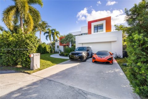 Casa en venta en Wilton Manors, Florida, 3 dormitorios, 246.19 m2 № 2042816 - foto 13