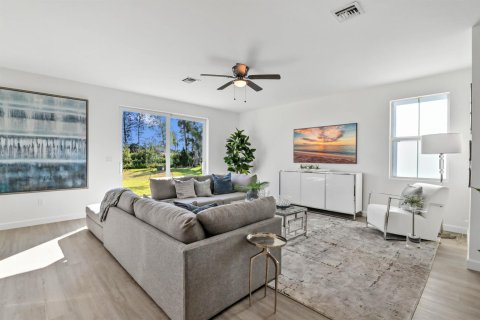 House in West Palm Beach, Florida 4 bedrooms, 183.11 sq.m. № 2171512 - photo 9