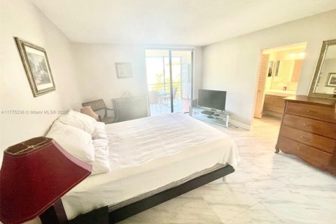 Copropriété à vendre à Aventura, Floride: 3 chambres, 128.21 m2 № 1958927 - photo 15