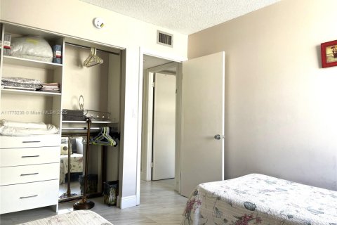 Copropriété à vendre à Aventura, Floride: 3 chambres, 128.21 m2 № 1958927 - photo 21