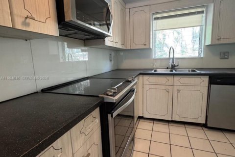 Copropriété à vendre à Boca Raton, Floride: 2 chambres, 89.19 m2 № 2254964 - photo 8