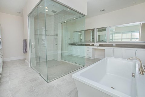 Villa ou maison à louer à Orlando, Floride: 5 chambres, 531.68 m2 № 2123107 - photo 16