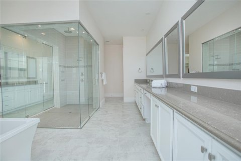 Villa ou maison à louer à Orlando, Floride: 5 chambres, 531.68 m2 № 2123107 - photo 14