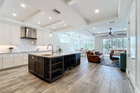 Купить коммерческую недвижимость в Сарасота, Флорида 10 спален, 655.15м2, № 1508765 - фото 7