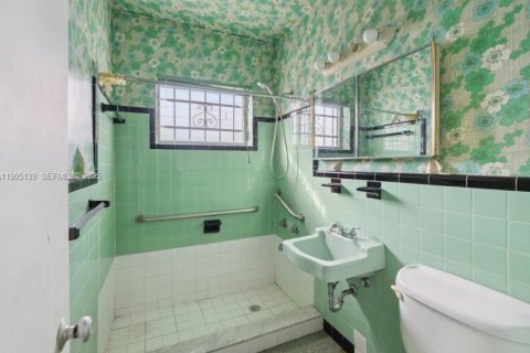 Casa en venta en Miami, Florida, 3 dormitorios, 136.85 m2 № 1955937 - foto 11