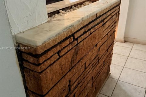 Casa en venta en Miami, Florida, 3 dormitorios, 136.85 m2 № 1955937 - foto 10