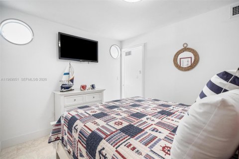 Снять в аренду кондоминиум в Майами-Бич, Флорида 2 спальни, 93.83м2, № 2031416 - фото 22