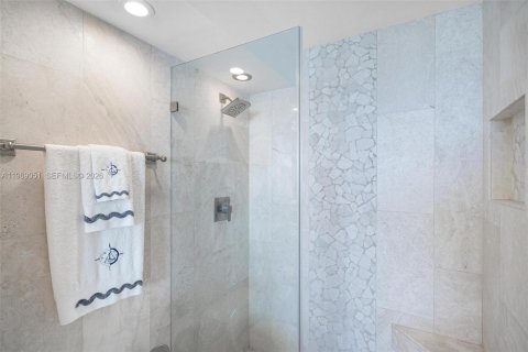 Снять в аренду кондоминиум в Майами-Бич, Флорида 2 спальни, 93.83м2, № 2031416 - фото 16