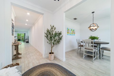 Casa en venta en Vero Beach, Florida, 4 dormitorios, 210.89 m2 № 2077759 - foto 3