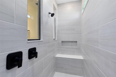 Casa en venta en Orlando, Florida, 3 dormitorios, 179.77 m2 № 1905543 - foto 19
